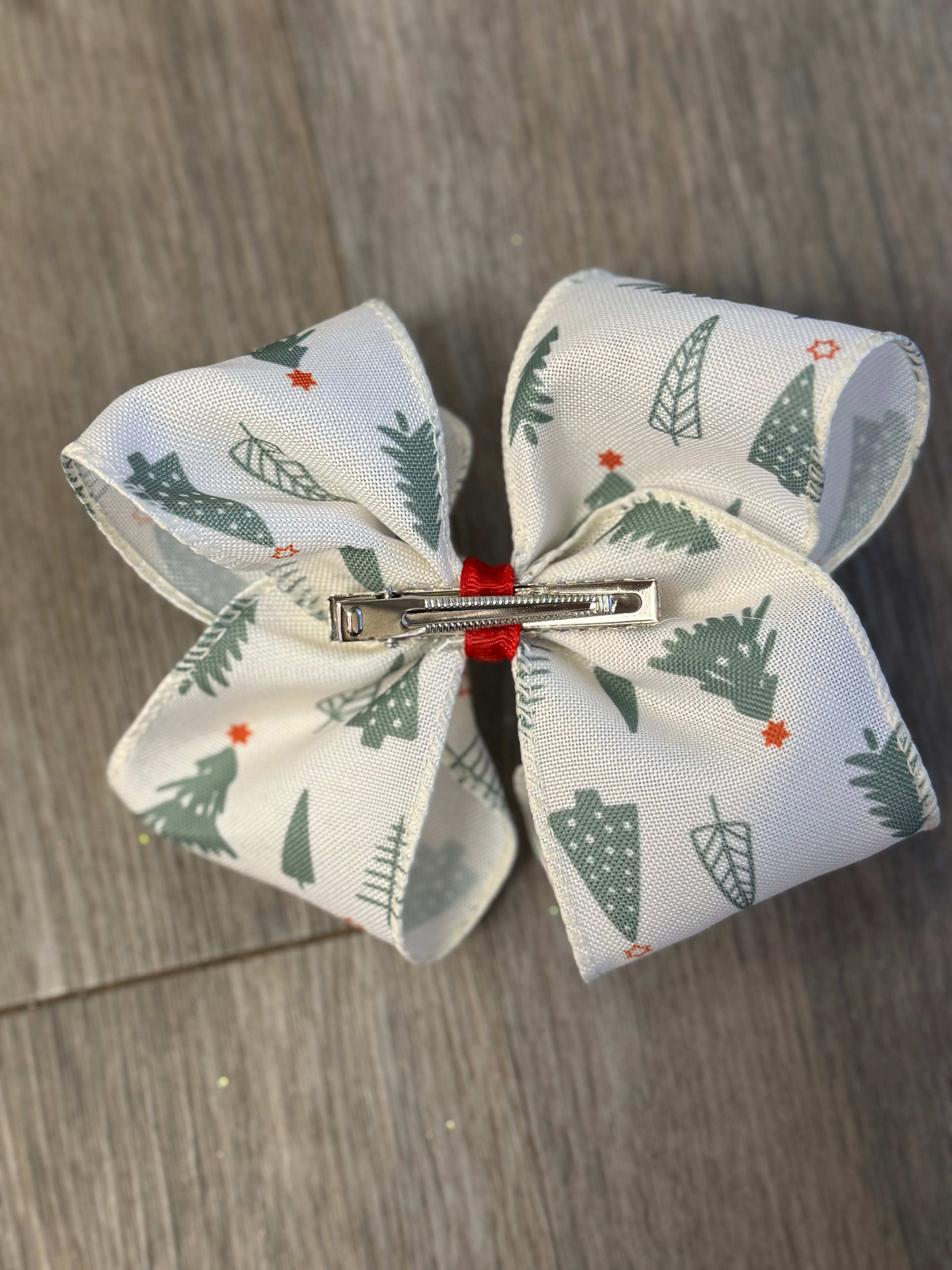 Little Evergreens Hair Bow