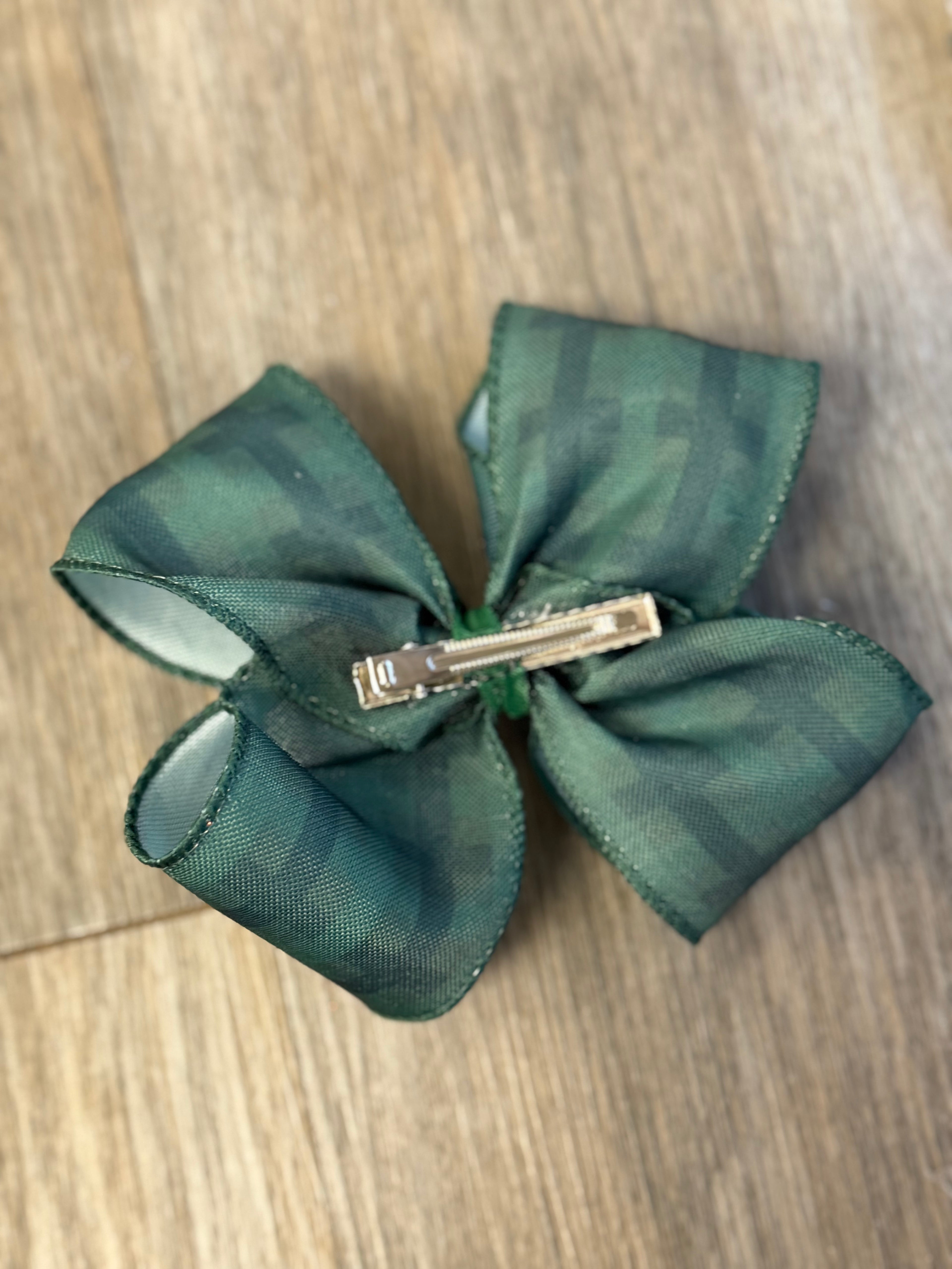 Piney Plaid Hair Bow